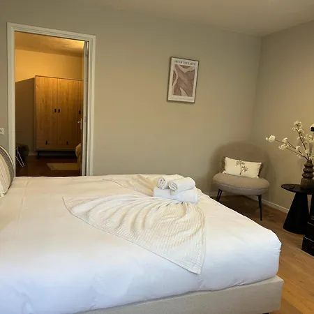 High Street מלון זנדוורט