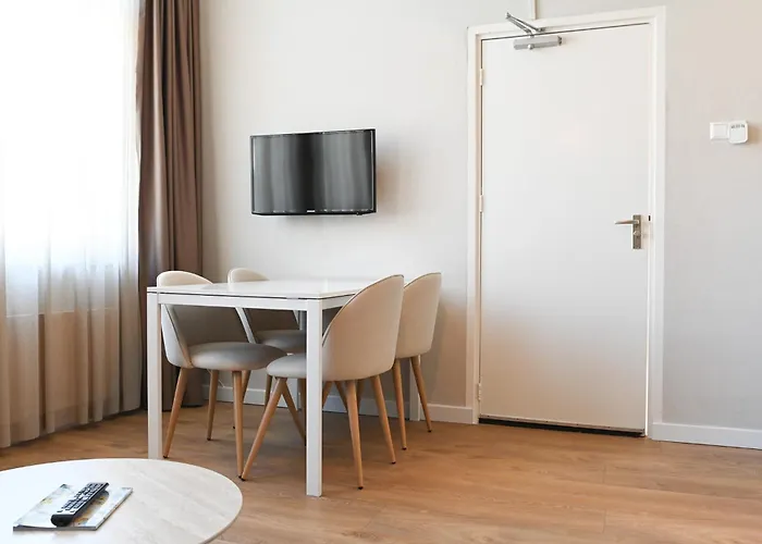 Otel High Street Zandvoort